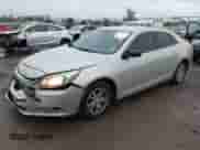 2014 Chevrolet Malibu LS z VIN 1G11A5SL5EF109895, wystawiony jako IAAI lot #43382636 z przebiegiem 164 185 mil mil oraz . Historia ofert i sprzedaży dostępna na DreamBid. Obrazek 17.