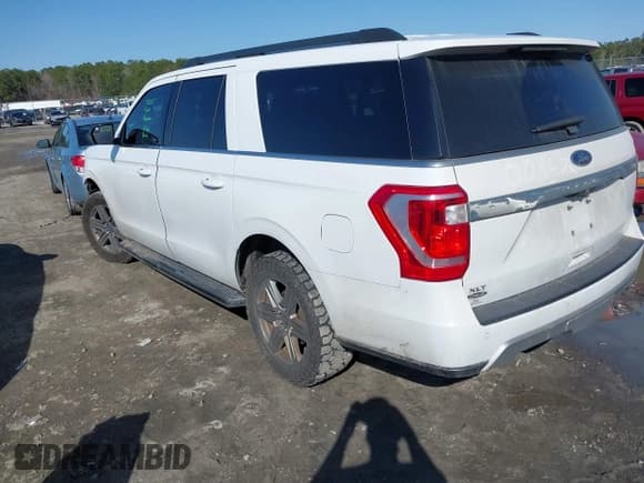 ✅ 2019 Ford Expedition Max XLT • VIN: 1FMJK1HT0KEA51017 • Lot: 41587193. Listed on IAAI with 141,559 mi. Free auction sales archive from the USA and detailed vehicle history report at DreamBid. Image 3.