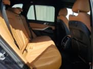 ✅ 2021 BMW X5 sDrive40i • VIN: 5UXCR4C0XM9F10512 • Lot: 54732715. Wystawiony na Copart z przebiegiem Nie podano. Bezpłatny archiwum sprzedaży aukcyjnych z USA i szczegółowy raport historii pojazdu na DreamBid. Zdjęcie 11.