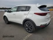 ✅ 2022 Kia Sportage LX • VIN: KNDPMCAC9N7011588 • Лот: 92376435. Опубликован ранее на Copart с пробегом 59 990 миль. Бесплатный доступ к архиву аукционных продаж из США и подробный отчёт об истории автомобиля на DreamBid. Изображение 2.