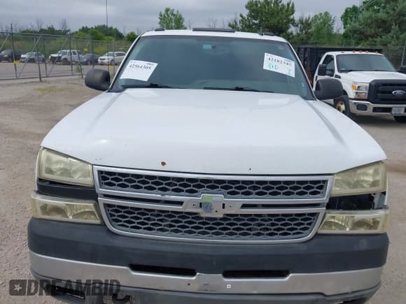 ✅ 2006 Chevrolet Silverado 2500HD LT3 • VIN: 1GCHK23D96F257428 • Лот: 42564305. Опубликован ранее на IAAI с пробегом 299 406 миль. Бесплатный доступ к архиву аукционных продаж из США и подробный отчёт об истории автомобиля на DreamBid. Изображение 6.