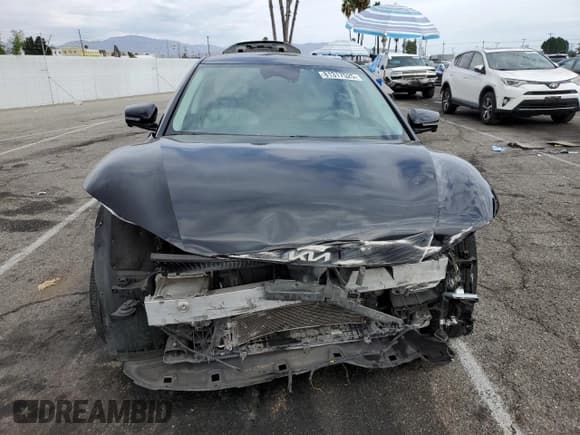 ✅ 2022 Kia EV6 Wind • VIN: KNDC3DLC7N5079792 • Lot: 81317525. Listed on Copart with 171,153 mi. Free auction sales archive from the USA and detailed vehicle history report at DreamBid. Image 5.