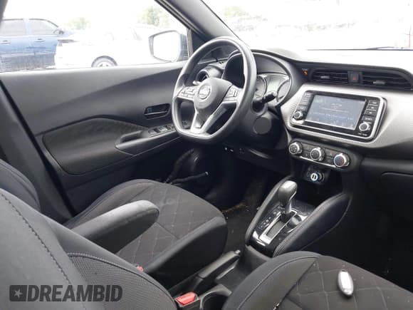 ✅ 2019 Nissan Kicks SR • VIN: 3N1CP5CUXKL511096 • Lot: 42859148. Listed on IAAI with 77,701 mi. Free auction sales archive from the USA and detailed vehicle history report at DreamBid. Image 5.