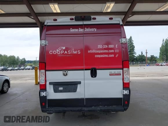 ✅ 2020 Ram ProMaster Cargo • VIN: 3C6URVJG9LE116137 • Lot: 42784591. Listed on IAAI with 184,768 mi. Free auction sales archive from the USA and detailed vehicle history report at DreamBid. Image 16.