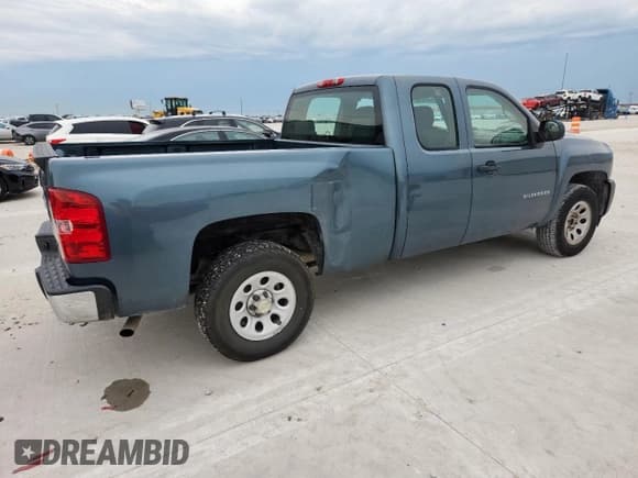 ✅ 2009 Chevrolet Silverado 1500 Work Truck • VIN: 1GCEC19XX9Z280442 • Lot: 59815795. Wystawiony na Copart z przebiegiem 154 621 mil. Bezpłatny archiwum sprzedaży aukcyjnych z USA i szczegółowy raport historii pojazdu na DreamBid. Zdjęcie 3.