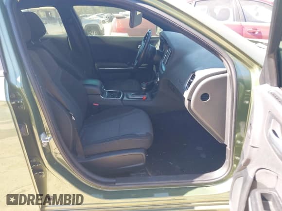 ✅ 2022 Dodge Charger SXT • VIN: 2C3CDXBGXNH176906 • Lot: 43462779. Listed on IAAI with 43,556 mi. Free auction sales archive from the USA and detailed vehicle history report at DreamBid. Image 5.