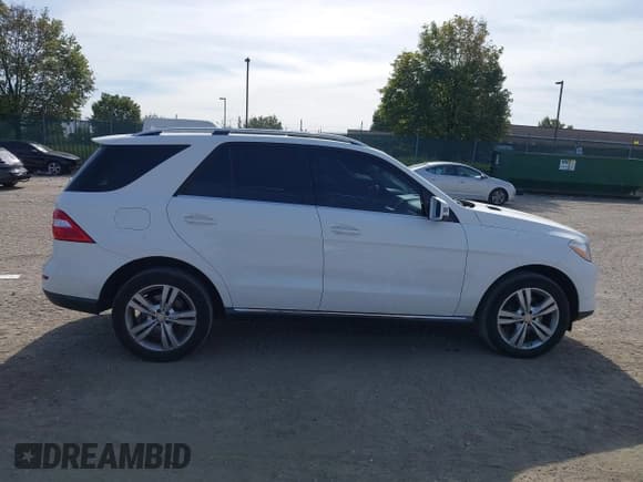 ✅ 2015 Mercedes-Benz M 350 • VIN: 4JGDA5JBXFA524203 • Lot: 43373912. Listed on IAAI with 82,957 mi. Free auction sales archive from the USA and detailed vehicle history report at DreamBid. Image 13.