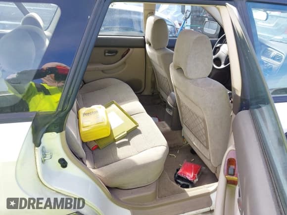 ✅ 2004 Subaru Legacy Outback • VIN: 4S3BH675947602592 • Lot: 43872779. Listed on IAAI with 97,698 mi. Free auction sales archive from the USA and detailed vehicle history report at DreamBid. Image 8.