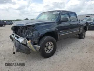 ✅ 2004 Chevrolet Silverado 2500HD LS • VIN: 1GCHC23U64F115290 • Лот: 56067025. Опубликован ранее на Copart с пробегом Не указан. Бесплатный доступ к архиву аукционных продаж из США и подробный отчёт об истории автомобиля на DreamBid. Изображение 1.