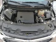 ✅ 2018 Chevrolet Traverse LS • VIN: 1GNEVFKW5JJ145405 • Lot: 71058774. Wystawiony na Copart z przebiegiem 129 885 mil. Bezpłatny archiwum sprzedaży aukcyjnych z USA i szczegółowy raport historii pojazdu na DreamBid. Zdjęcie 12.