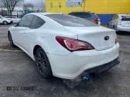 ✅ 2013 Hyundai Genesis Coupe R-Spec • VIN: KMHHT6KD9DU101531 • Lot: 49768125. Wystawiony na Copart z przebiegiem 103 932 mil. Bezpłatny archiwum sprzedaży aukcyjnych z USA i szczegółowy raport historii pojazdu na DreamBid. Zdjęcie 3.