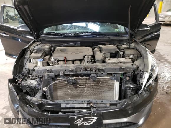 ✅ 2017 Hyundai Sonata Sport • VIN: 5NPE34AF9HH467715 • Лот: 70413382. Опубликован ранее на Copart с пробегом 62 808 миль. Бесплатный доступ к архиву аукционных продаж из США и подробный отчёт об истории автомобиля на DreamBid. Изображение 11.