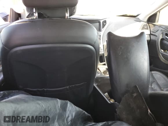 ✅ 2017 Hyundai Azera Limited • VIN: KMHFH4JG9HA581134 • Lot: 49957615. Listed on Copart with Not provided. Free auction sales archive from the USA and detailed vehicle history report at DreamBid. Image 8.