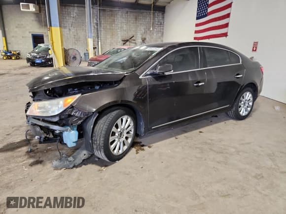 ✅ 2013 Buick LaCrosse Leather • VIN: 1G4GC5E34DF290814 • Lot: 80632845. Wystawiony na Copart z przebiegiem 129 423 mil. Bezpłatny archiwum sprzedaży aukcyjnych z USA i szczegółowy raport historii pojazdu na DreamBid. Zdjęcie 1.