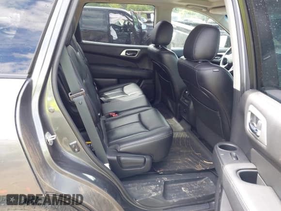 ✅ 2015 Nissan Pathfinder Platinum • VIN: 5N1AR2MM1FC704455 • Lot: 42783064. Listed on IAAI with 82,167 mi. Free auction sales archive from the USA and detailed vehicle history report at DreamBid. Image 8.