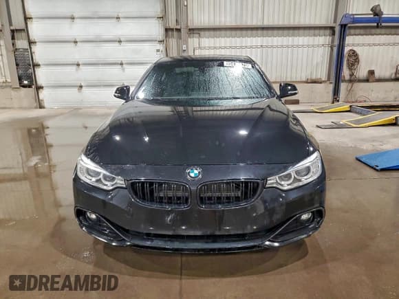 ✅ 2017 BMW 4 Series 430i xDrive • VIN: WBA4R9C30HK878722 • Lot: 95476075. Wystawiony na Copart z przebiegiem 120 939 mil. Bezpłatny archiwum sprzedaży aukcyjnych z USA i szczegółowy raport historii pojazdu na DreamBid. Zdjęcie 5.