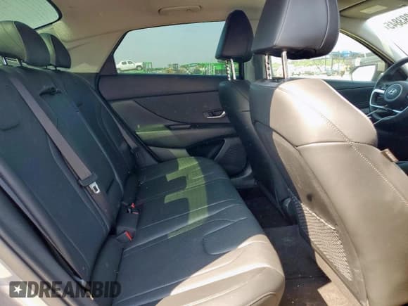 ✅ 2023 Hyundai Elantra Limited • VIN: KMHLP4AG0PU486724 • Lot: 80893845. Wystawiony na Copart z przebiegiem 32 987 mil. Bezpłatny archiwum sprzedaży aukcyjnych z USA i szczegółowy raport historii pojazdu na DreamBid. Zdjęcie 10.