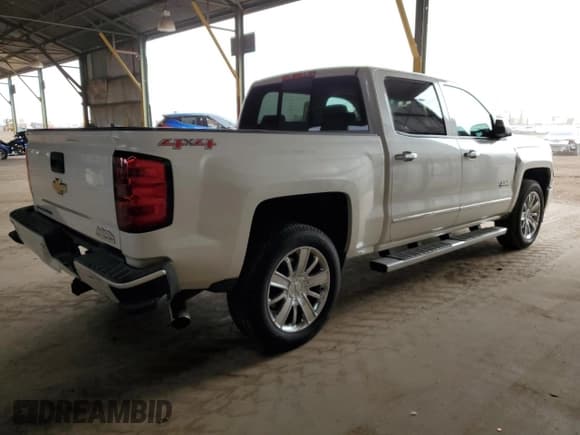 ✅ 2014 Chevrolet Silverado 1500 High Country • VIN: 3GCUKTEC3EG509289 • Лот: 50988465. Опубликован ранее на Copart с пробегом 72 586 миль. Бесплатный доступ к архиву аукционных продаж из США и подробный отчёт об истории автомобиля на DreamBid. Изображение 3.