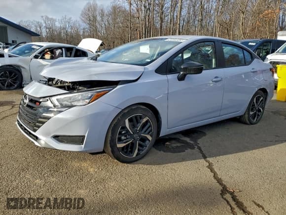 ✅ 2025 Nissan Versa SR • VIN: 3N1CN8FV2SL834991 • Lot: 96689845. Listed on Copart with 18,298 mi. Free auction sales archive from the USA and detailed vehicle history report at DreamBid. Image 1.