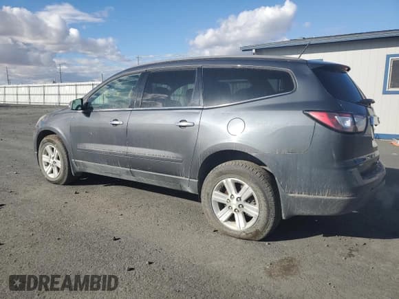 ✅ 2013 Chevrolet Traverse LT • VIN: 1GNKVGKD5DJ191862 • Lot: 77004444. Wystawiony na Copart z przebiegiem 212 765 mil. Bezpłatny archiwum sprzedaży aukcyjnych z USA i szczegółowy raport historii pojazdu na DreamBid. Zdjęcie 2.