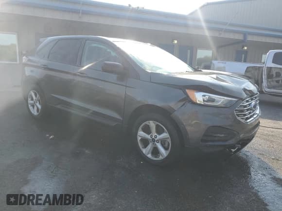 ✅ 2019 Ford Edge SE • VIN: 2FMPK3G95KBC49597 • Lot: 81205375. Wystawiony na Copart z przebiegiem 136 724 mil. Bezpłatny archiwum sprzedaży aukcyjnych z USA i szczegółowy raport historii pojazdu na DreamBid. Zdjęcie 4.