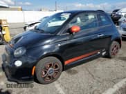 ✅ 2013 FIAT 500e • VIN: 3C3CFFGE0DT744386 • Лот: 93755015. Опубликован ранее на Copart с пробегом 97 387 миль. Бесплатный доступ к архиву аукционных продаж из США и подробный отчёт об истории автомобиля на DreamBid. Изображение 1.