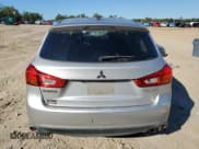 ✅ 2015 Mitsubishi Outlander SE • VIN: 4A4AR4AU0FE036553 • Lot: 86692925. Wystawiony na Copart z przebiegiem 154 975 mil. Bezpłatny archiwum sprzedaży aukcyjnych z USA i szczegółowy raport historii pojazdu na DreamBid. Zdjęcie 6.