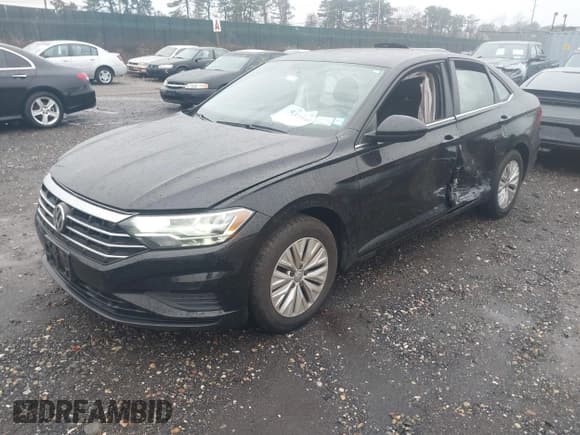 ✅ 2019 Volkswagen Jetta S • VIN: 3VWC57BU2KM072807 • Lot: 43728140. Wystawiony na IAAI z przebiegiem 72 972 mil. Bezpłatny archiwum sprzedaży aukcyjnych z USA i szczegółowy raport historii pojazdu na DreamBid. Zdjęcie 17.