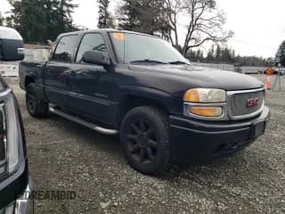 ✅ 2005 GMC Sierra Denali • VIN: 2GTEK63N251349750 • Лот: 83885834. Опубликован ранее на Copart с пробегом 140 517 миль. Бесплатный доступ к архиву аукционных продаж из США и подробный отчёт об истории автомобиля на DreamBid. Изображение 4.