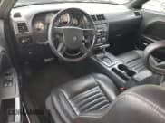 ✅ 2010 Dodge Challenger SE • VIN: 2B3CJ4DV1AH109718 • Lot: 81935284. Wystawiony na Copart z przebiegiem 132 476 mil. Bezpłatny archiwum sprzedaży aukcyjnych z USA i szczegółowy raport historii pojazdu na DreamBid. Zdjęcie 8.