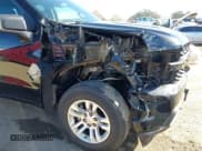 ✅ 2020 Chevrolet Silverado 1500 Custom • VIN: 1GCRWBEK6LZ222750 • Lot: 43541828. Wystawiony na IAAI z przebiegiem 18 403 mil. Bezpłatny archiwum sprzedaży aukcyjnych z USA i szczegółowy raport historii pojazdu na DreamBid. Zdjęcie 6.