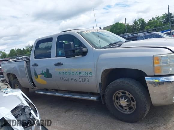 ✅ 2009 Chevrolet Silverado 2500HD LT • VIN: 1GCHK53K49F105402 • Лот: 42217850. Опубликован ранее на IAAI с пробегом 141 719 миль. Бесплатный доступ к архиву аукционных продаж из США и подробный отчёт об истории автомобиля на DreamBid. Изображение 13.