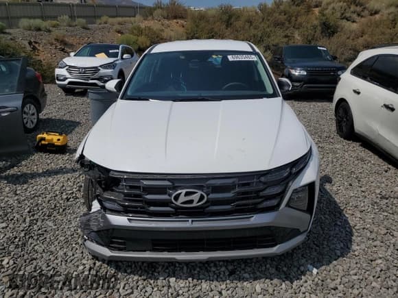 ✅ 2025 Hyundai Tucson SE • VIN: 5NMJACDE4SH454988 • Lot: 69635465. Wystawiony na Copart z przebiegiem 7 114 mil. Bezpłatny archiwum sprzedaży aukcyjnych z USA i szczegółowy raport historii pojazdu na DreamBid. Zdjęcie 5.