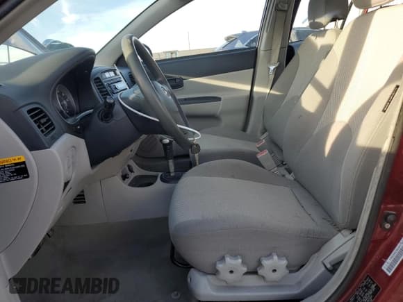 ✅ 2006 Hyundai Accent GLS • VIN: KMHCN46C86U047524 • Лот: 47071055. Опубликован ранее на Copart с пробегом 116 918 миль. Бесплатный доступ к архиву аукционных продаж из США и подробный отчёт об истории автомобиля на DreamBid. Изображение 7.