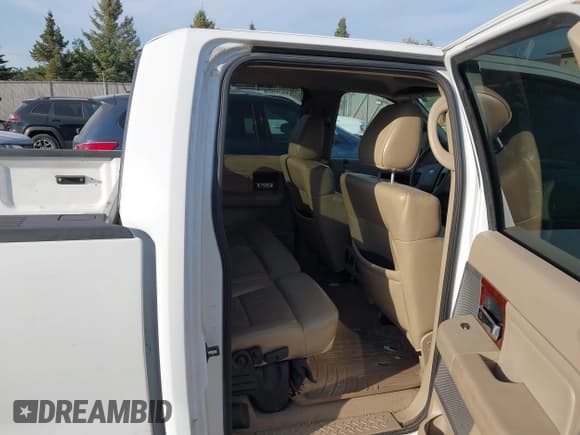 ✅ 2008 Ford F-150 XLT • VIN: 1FTPW12V88KC54860 • Lot: 43335939. Wystawiony na IAAI z przebiegiem 198 014 mil. Bezpłatny archiwum sprzedaży aukcyjnych z USA i szczegółowy raport historii pojazdu na DreamBid. Zdjęcie 8.