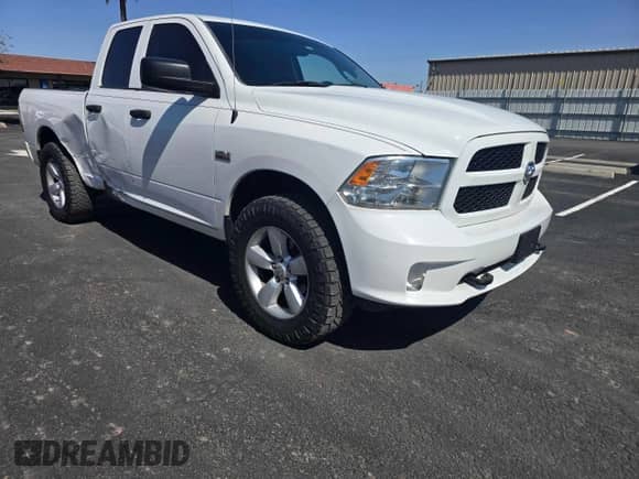 2014 Ram 1500 Express z VIN 1C6RR7FT7ES379542, wystawiony jako Copart lot #54603485 z przebiegiem 100 237 mil mil oraz Szkoda całkowita • Salvage title. Historia ofert i sprzedaży dostępna na DreamBid. Obrazek 1.