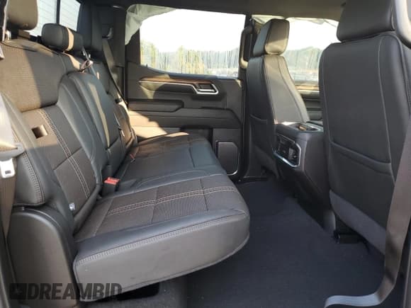 ✅ 2024 Chevrolet Silverado 1500 High Country • VIN: 1GCUDJE81RZ365516 • Lot: 81004435. Listed on Copart with 17,109 mi. Free auction sales archive from the USA and detailed vehicle history report at DreamBid. Image 10.