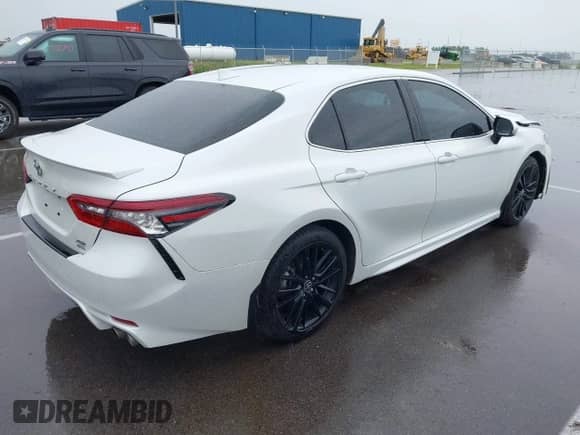 2022 Toyota Camry XSE with VIN 4T1K61BK7NU057643, listed as a IAAI auction lot 42514298 with 50,526 mi miles and . Bid and sale history available at DreamBid. Image 4.