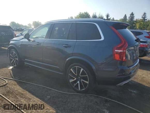 ✅ 2021 Volvo XC90 Momentum • VIN: YV4A22PK4M1748801 • Lot: 67520785. Listed on Copart with 41,239 mi. Free auction sales archive from the USA and detailed vehicle history report at DreamBid. Image 2.