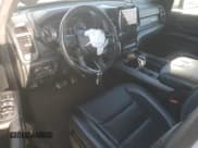 ✅ 2022 Ram 1500 Laramie • VIN: 1C6RREJT6NN217993 • Lot: 71776585. Wystawiony na Copart z przebiegiem 48 059 mil. Bezpłatny archiwum sprzedaży aukcyjnych z USA i szczegółowy raport historii pojazdu na DreamBid. Zdjęcie 8.