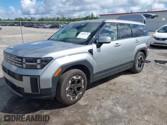 ✅ 2024 Hyundai Santa Fe SE • VIN: 5NMP14GL2RH038880 • Lot: 43404734. Wystawiony na IAAI z przebiegiem 18 561 mil. Bezpłatny archiwum sprzedaży aukcyjnych z USA i szczegółowy raport historii pojazdu na DreamBid. Zdjęcie 2.