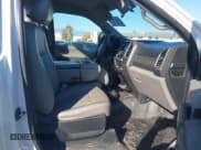 ✅ 2017 Ford F-250 XL • VIN: 1FTBF2A63HEC15991 • Lot: 43639974. Listed on IAAI with 122,367 mi. Free auction sales archive from the USA and detailed vehicle history report at DreamBid. Image 5.