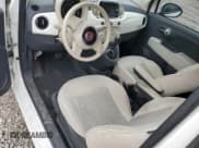 ✅ 2017 FIAT 500 Pop • VIN: 3C3CFFLR2HT526304 • Lot: 85171454. Wystawiony na Copart z przebiegiem 90 550 mil. Bezpłatny archiwum sprzedaży aukcyjnych z USA i szczegółowy raport historii pojazdu na DreamBid. Zdjęcie 8.