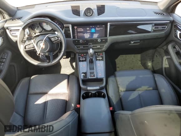 ✅ 2023 Porsche Macan S • VIN: WP1AG2A57PLB36848 • Lot: 84565295. Listed on Copart with 32,983 mi. Free auction sales archive from the USA and detailed vehicle history report at DreamBid. Image 8.