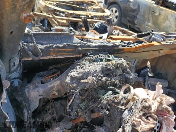 ✅ 2021 Jeep Gladiator Mojave • VIN: 1C6JJTEG3ML530077 • Lot: 51144004. Listed on Copart with Not provided. Free auction sales archive from the USA and detailed vehicle history report at DreamBid. Image 9.