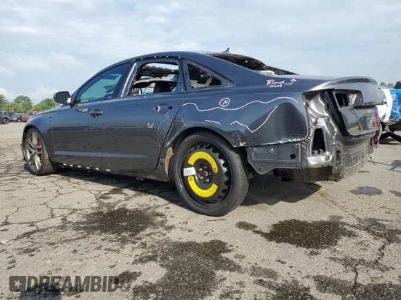 ✅ 2018 Audi S6 Premium Plus • VIN: WAUFFAFC5JN042858 • Lot: 68461525. Listed on Copart with 87,327 mi. Free auction sales archive from the USA and detailed vehicle history report at DreamBid. Image 2.