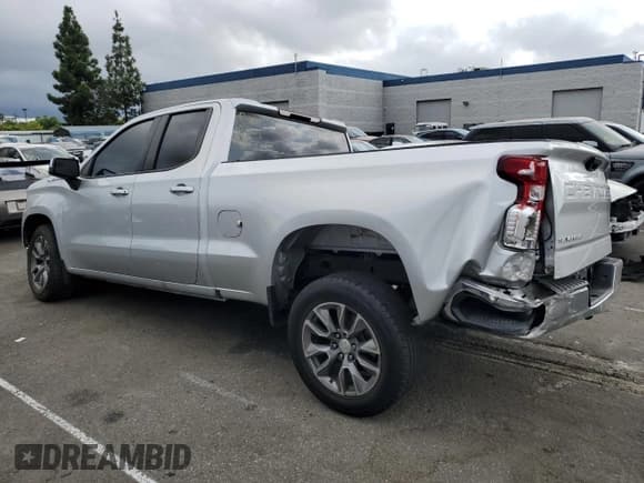 ✅ 2020 Chevrolet Silverado 1500 LT • VIN: 1GCRWCED1LZ155899 • Lot: 71661474. Wystawiony na Copart z przebiegiem 105 252 mil. Bezpłatny archiwum sprzedaży aukcyjnych z USA i szczegółowy raport historii pojazdu na DreamBid. Zdjęcie 2.