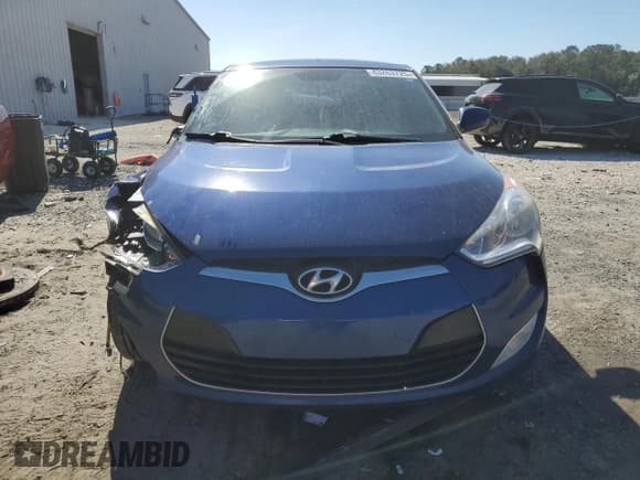 ✅ 2017 Hyundai Veloster • VIN: KMHTC6AD5HU319516 • Lot: 43263725. Wystawiony na Copart z przebiegiem 117 234 mil. Bezpłatny archiwum sprzedaży aukcyjnych z USA i szczegółowy raport historii pojazdu na DreamBid. Zdjęcie 5.