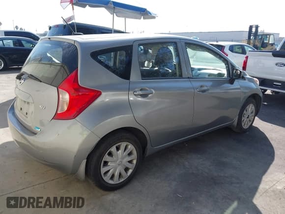 ✅ 2015 Nissan Note S • VIN: 3N1CE2CP4FL387637 • Лот: 43355149. Опубликован ранее на IAAI с пробегом 124 943 миль. Бесплатный доступ к архиву аукционных продаж из США и подробный отчёт об истории автомобиля на DreamBid. Изображение 4.