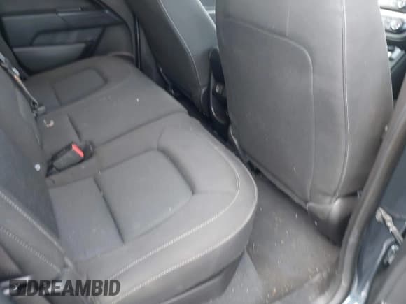 ✅ 2019 Chevrolet Colorado 4WD LT • VIN: 1GCGTCEN7K1224150 • Lot: 43650011. Wystawiony na IAAI z przebiegiem 85 542 mil. Bezpłatny archiwum sprzedaży aukcyjnych z USA i szczegółowy raport historii pojazdu na DreamBid. Zdjęcie 8.